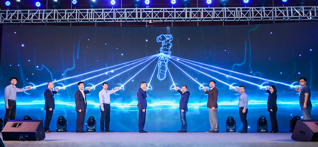 東軟睿馳發(fā)布SDV全棧智能方案新產(chǎn)品插圖