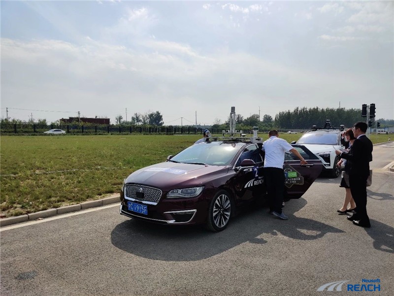 場(chǎng)景驅(qū)動(dòng)，應(yīng)用為先|東軟睿馳亮相第二屆中日智能網(wǎng)聯(lián)汽車官民論壇插圖4